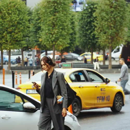 Easy to book outstation taxi service in Hubli for intercity travel.