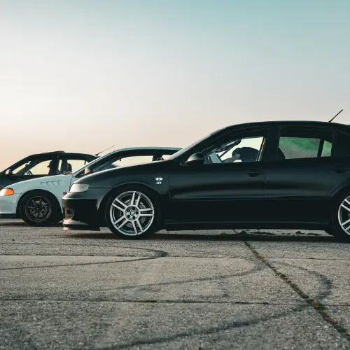 Car rental in Hubli with clean vehicle and professional driver providing safe and reliable taxi service in Hubli